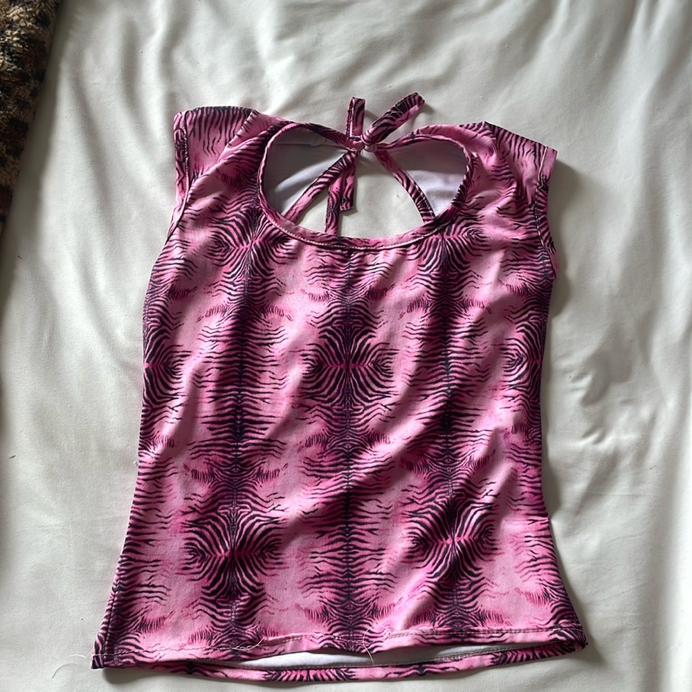 pink vintage garage tee <3